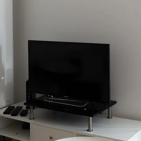 La Perle Blanche- Chic- Metro L1 Apartment *
