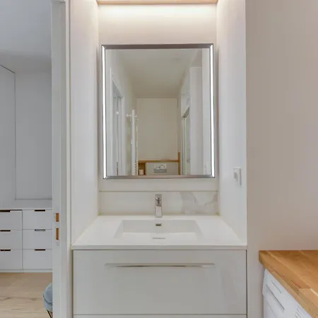 La Perle Blanche- Chic- Metro L1 * Saint-Mande