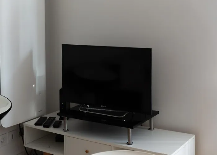 La Perle Blanche- Chic- Metro L1 Apartman *